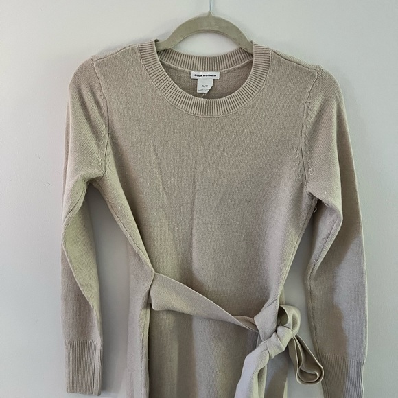 Club Monaco sweater dress with tie. - Picture 2 of 2